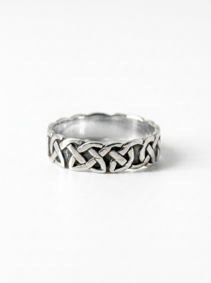 Interlace Oxidized Band Ring
