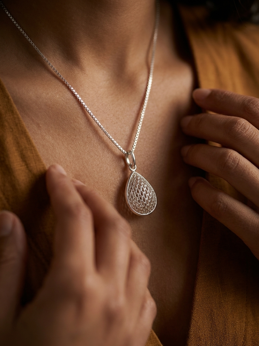 Basket-Weave Teardrop Vault Pendant